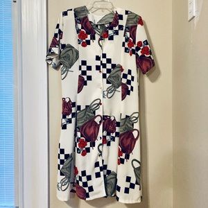 Vintage Dress with purses and roses design